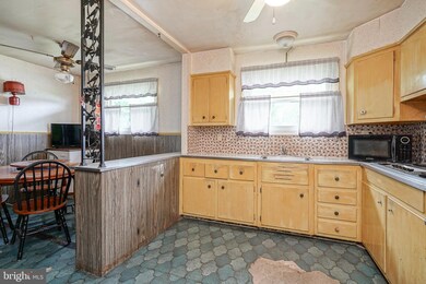 1103 Laurel Rd, Beverly, NJ 08010 - photo 6