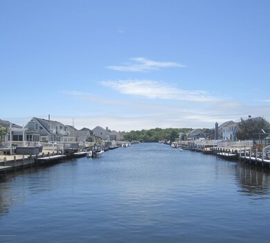 92 Veeder Ln, Bayville, NJ 08721 - photo 6