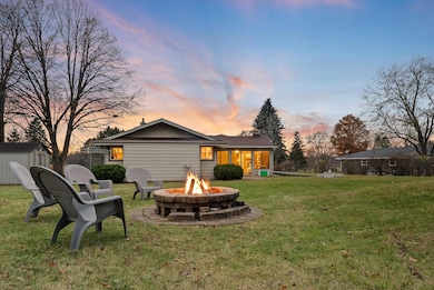 W282N6654 Meadowlark Ln, Hartland, WI 53029 - photo 4