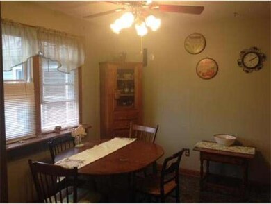 74 Tennis Plaza Rd unit 36, Dracut, MA 01826 - photo 4