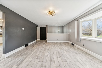 148 Van Dr, Connellsville, PA 15425 - photo 2