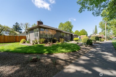 2205 Nichols Blvd, Longview, WA 98632 - photo 3