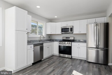 1104 Laurel Rd, Beverly, NJ 08010 - photo 5