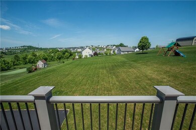 AMAZING yard...bring your football or even room to