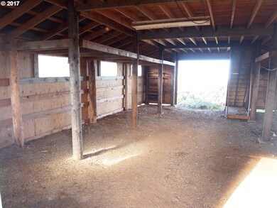 3494 Crooked Finger Rd NE, Scotts Mills, OR 97375 - photo 5