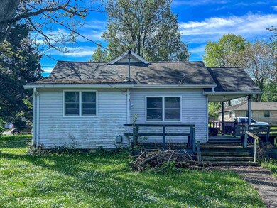 315 W Butcher St, Geneva, IN 46740 - photo 6