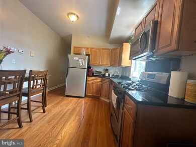 37 N Preston St unit 3, Philadelphia, PA 19104 - photo 2