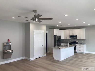 1020 Harris Loop, Blackfoot, ID 83221 - photo 5