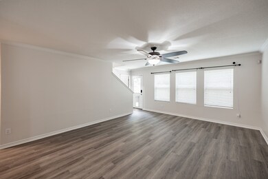 9917 Kingfisher Dr, Conroe, TX 77385 - photo 4