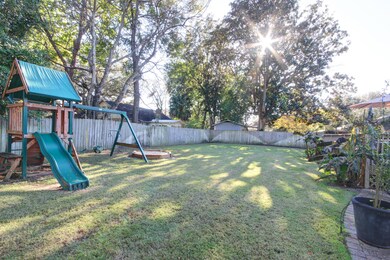 1143 Shoreside Way_108