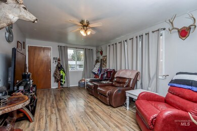 531 W Court St, Weiser, ID 83672 - photo 5