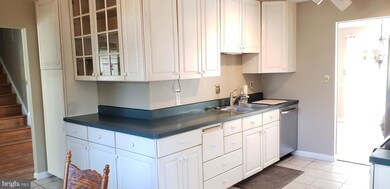 20000 Westerly Ave, Poolesville, MD 20837 - photo 2