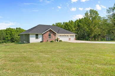427 Maynard Rd, Nixa, MO 65714 - photo 2