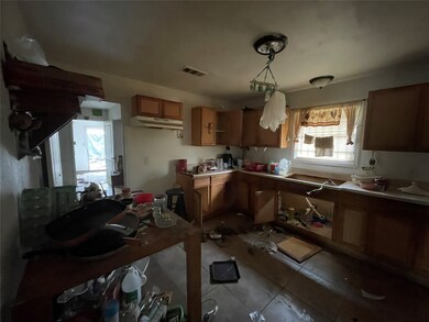 6100 Firnat St, Houston, TX 77016 - photo 7