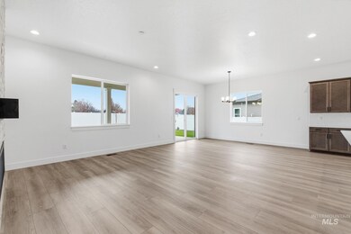 857 N Falling Water Way, Eagle, ID 83616 - photo 6