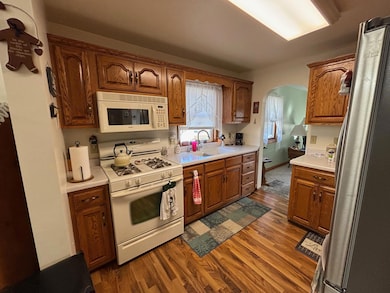 703 Bristol St, Worthington, MN 56187 - photo 3