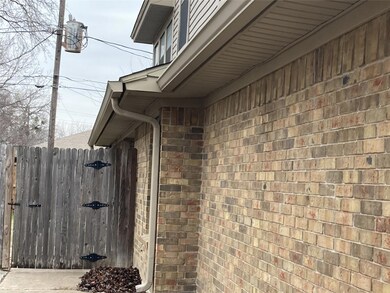 118 Myers Dr, White Settlement, TX 76108 - photo 4