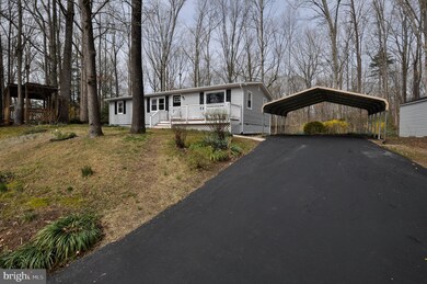 6811 Fawn Cir, Fredericksburg, VA 22407 - photo 4