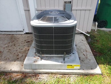 355 Easy St, Sebastian, FL 32958 - photo 5