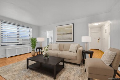 72-34 Austin St unit F10, Forest Hills, NY 11375 - photo 4