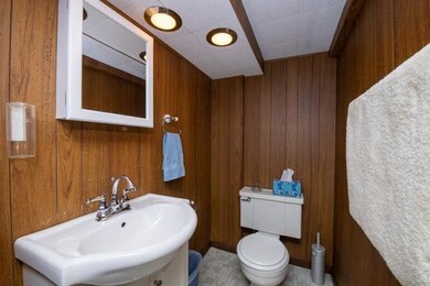 444 Glendenning Place, Waukegan, IL 60087 - photo 2