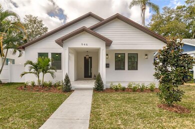 946 13th St N, Saint Petersburg, FL 33705 - photo 3
