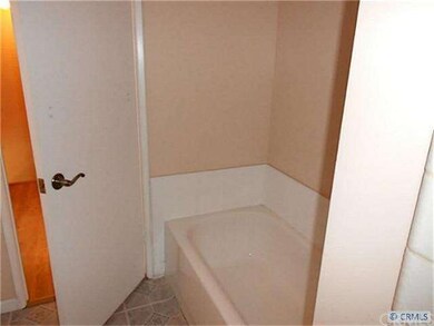 UPSTAIRS BATH