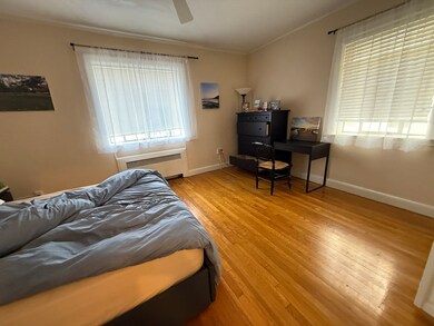 116 Sewall Ave unit 2, Brookline, MA 02446 - photo 6