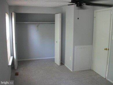 7263 Sheila Turn, Clinton, MD 20735 - photo 5