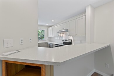 6 Larkspur Ln unit 6, Brunswick, ME 04011 - photo 5