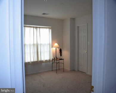 11106 Queens Wood Terrace, Bowie, MD 20721 - photo 4