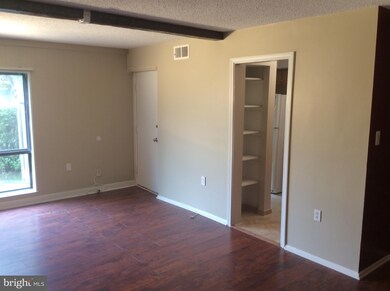 5756 Village Green Dr unit A, Alexandria, VA 22309 - photo 7