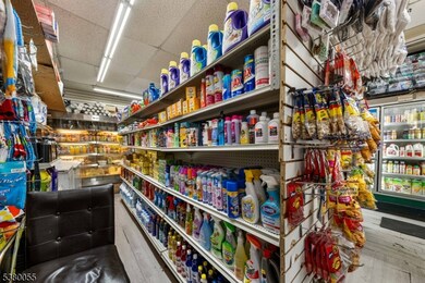 146 Sherman Ave, Newark, NJ 07114 - photo 6