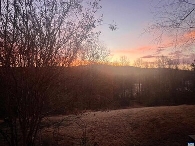 1461 Glenside Green, Charlottesville, VA 22901 - photo 2