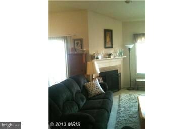 12887 Grays Pointe Rd unit 12887C, Fairfax, VA 22033 - photo 4