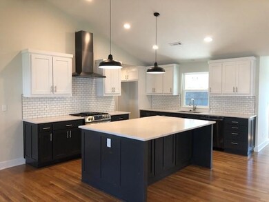 703 NW 6th St, Bentonville, AR 72712 - photo 5