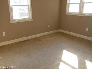 2nd Bedroom.