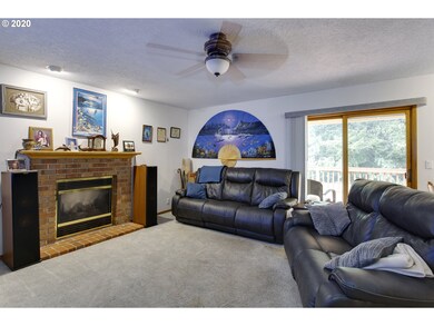 425 SW 27th Way, Troutdale, OR 97060 - photo 6