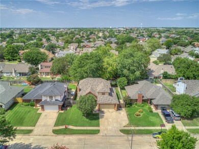 2625 Amy Ct, Moore, OK 73160 - photo 2