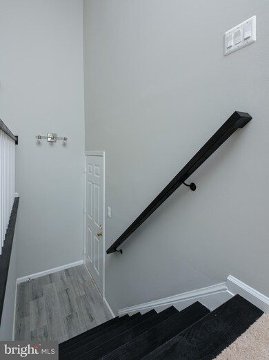 12918C Grays Pointe Rd unit C, Fairfax, VA 22033 - photo 4