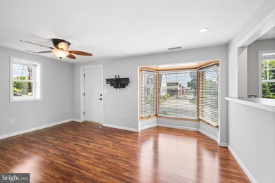 933 E Mermaid Ln, Glenside, PA 19038 - photo 3