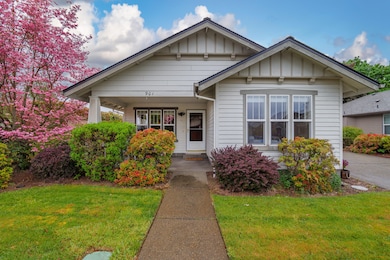 901 Schaefers Ln, Grants Pass, OR 97526 - photo 2