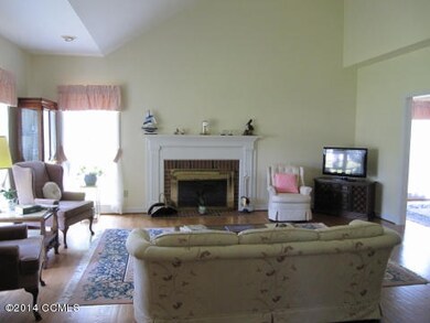 3-View From Foyer