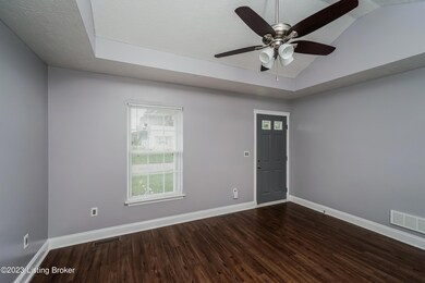 249 Drake Dr, Shepherdsville, KY 40165 - photo 5