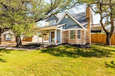 318 Sunrise Dr, Granbury, TX 76049 - photo 2