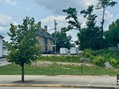 424 S Walnut St, Bloomington, IN 47401 - photo 6