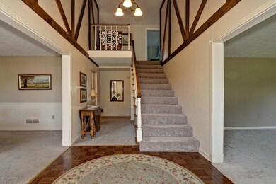 9510 Thixton Ln, Louisville, KY 40291 - photo 7