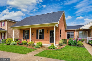 641 Observatory Dr, Hagerstown, MD 21742 - photo 5