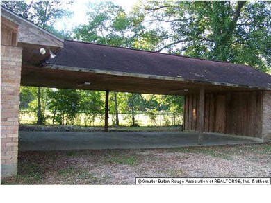 CARPORT/PATIO