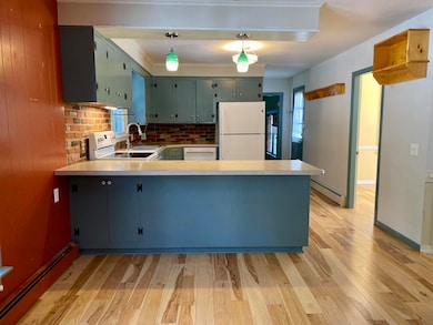 Kitchen & Dining Room